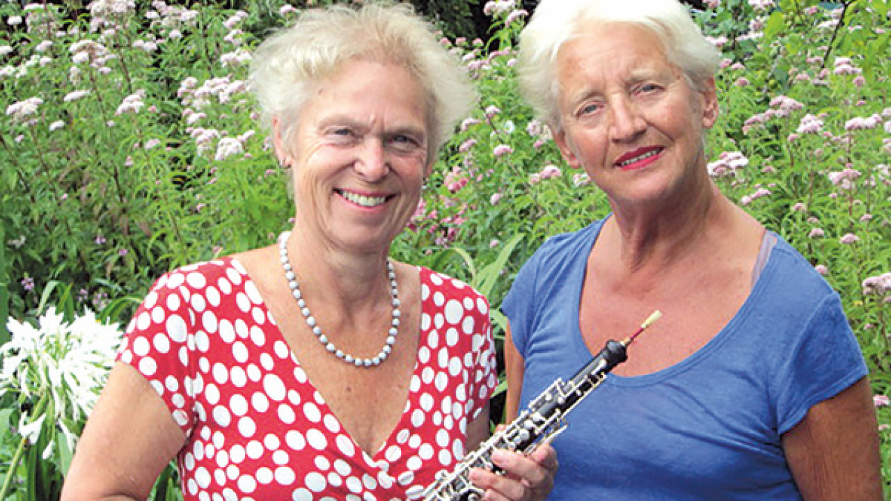 Thea Riesebos en Maud Sauer